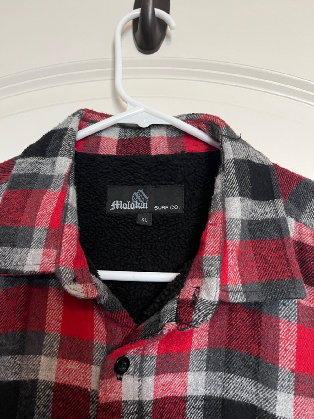 Red & Black Plaid Lightweight Shirt Jacket - Men - Picture 2 of 5